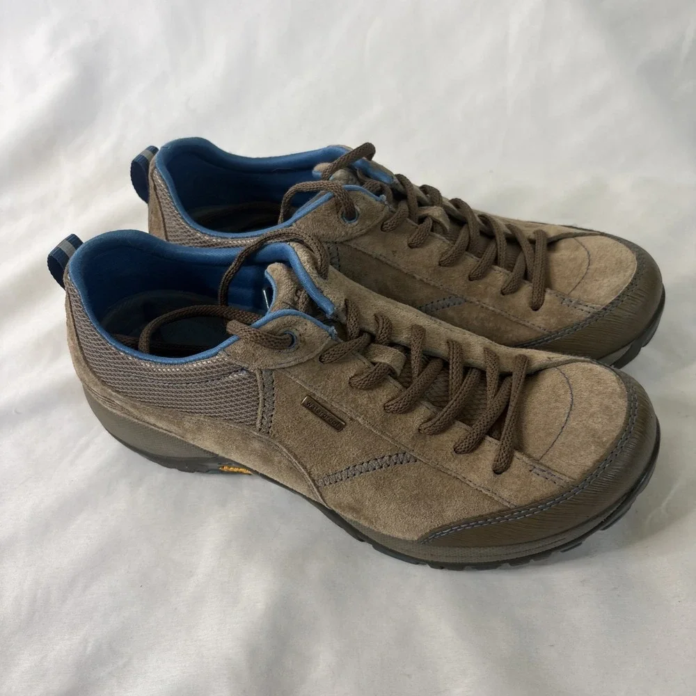 Dansko Women's Size EU 38 / US  7.5/8 Paisley Lace Up‎ Waterproof Sneakers Brown